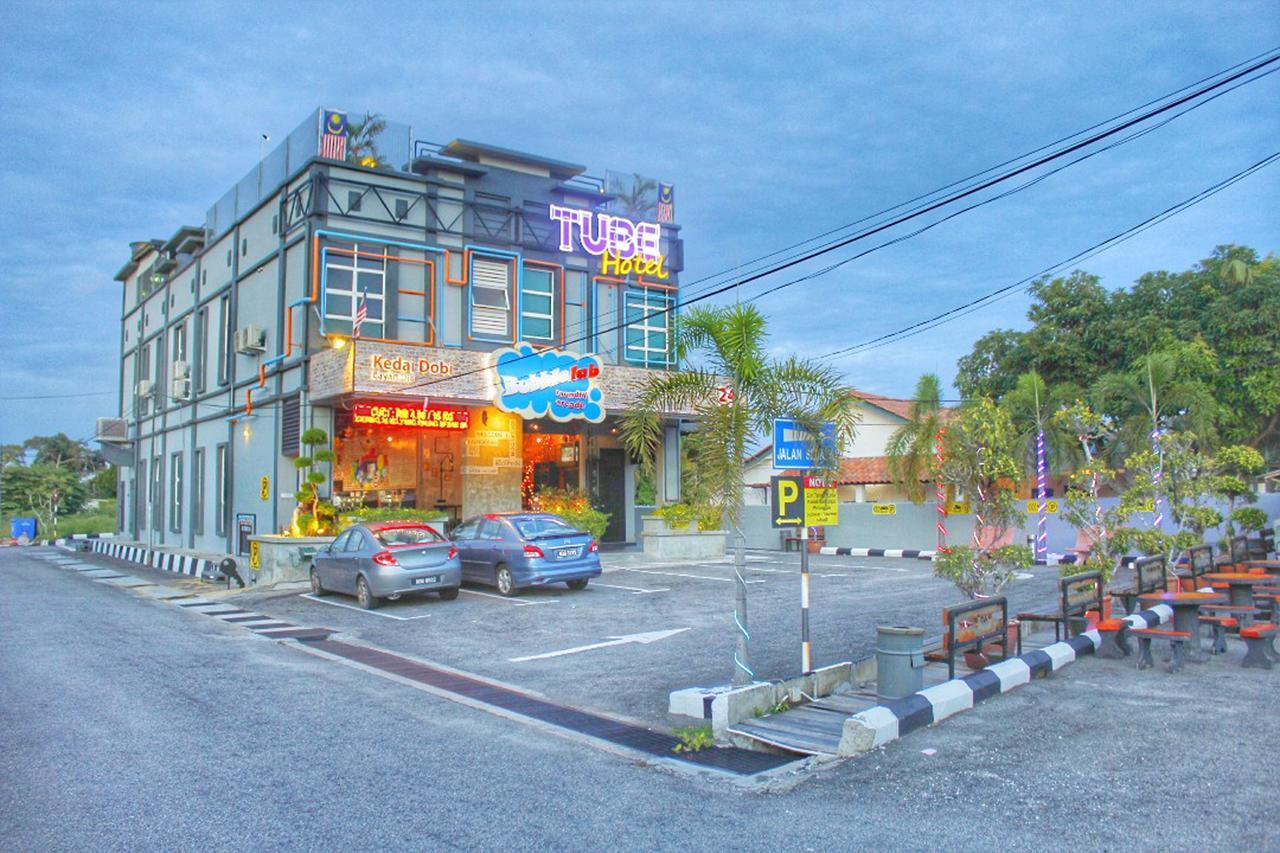 Tube Hotel Klebang Melaka Екстериор снимка
