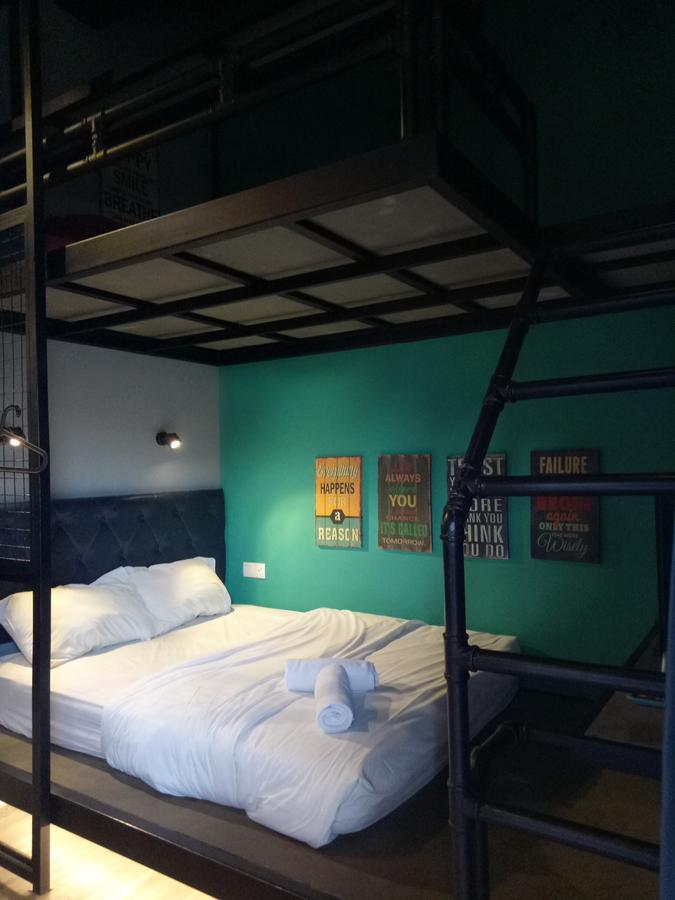 Tube Hotel Klebang Melaka Екстериор снимка
