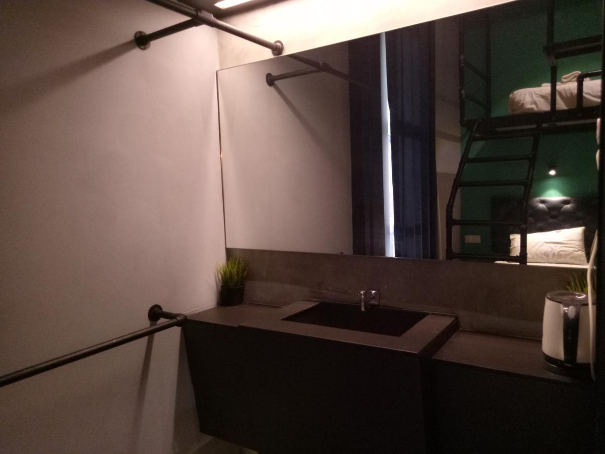 Tube Hotel Klebang Melaka Екстериор снимка